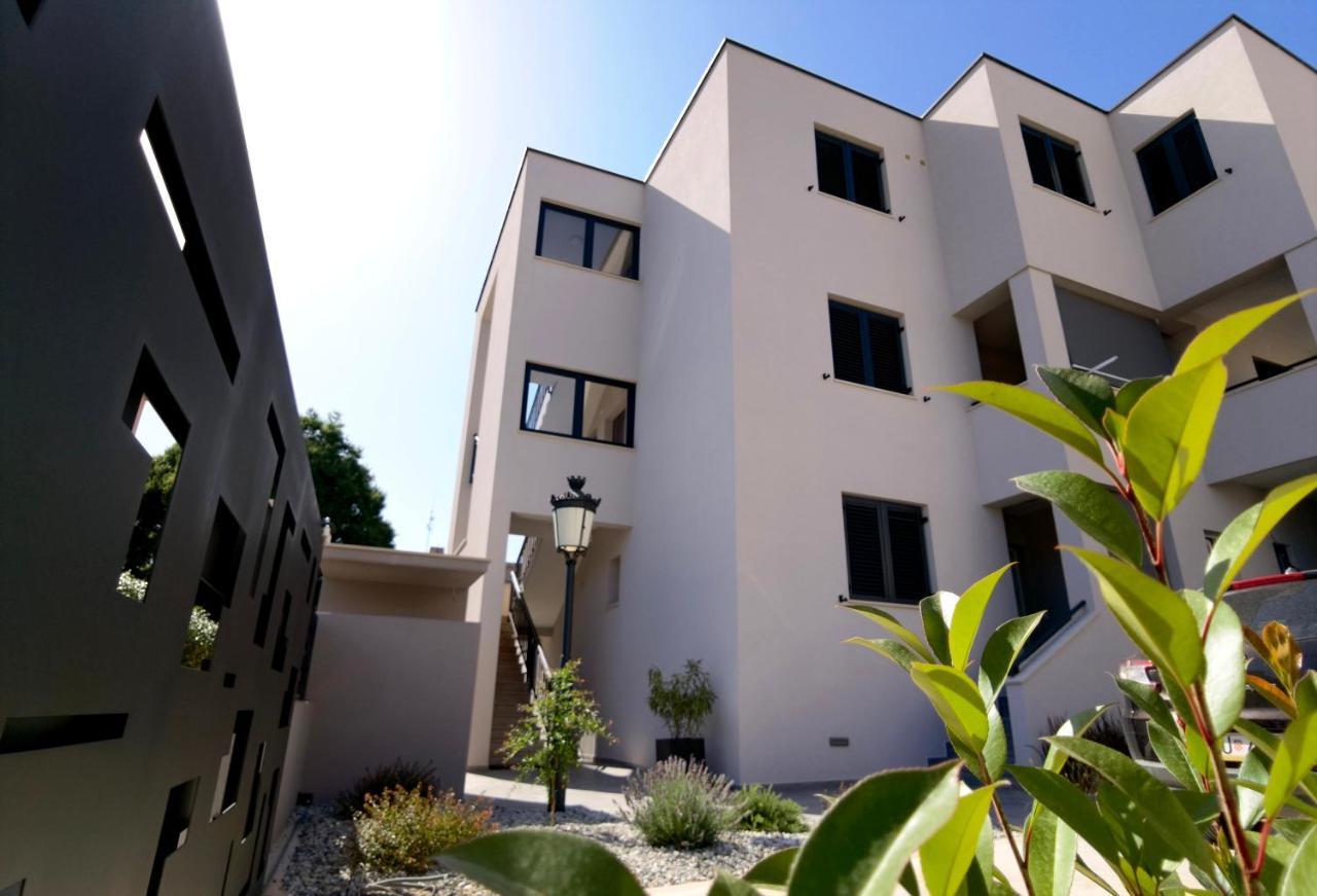 Stay In The Very Heart Of Porec - 50M To The Beach Exterior photo