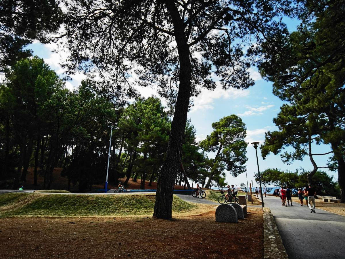 Stay In The Very Heart Of Porec - 50M To The Beach Exterior photo