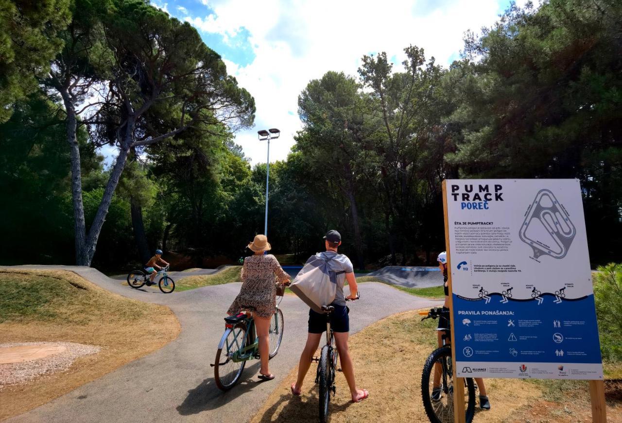 Stay In The Very Heart Of Porec - 50M To The Beach Exterior photo
