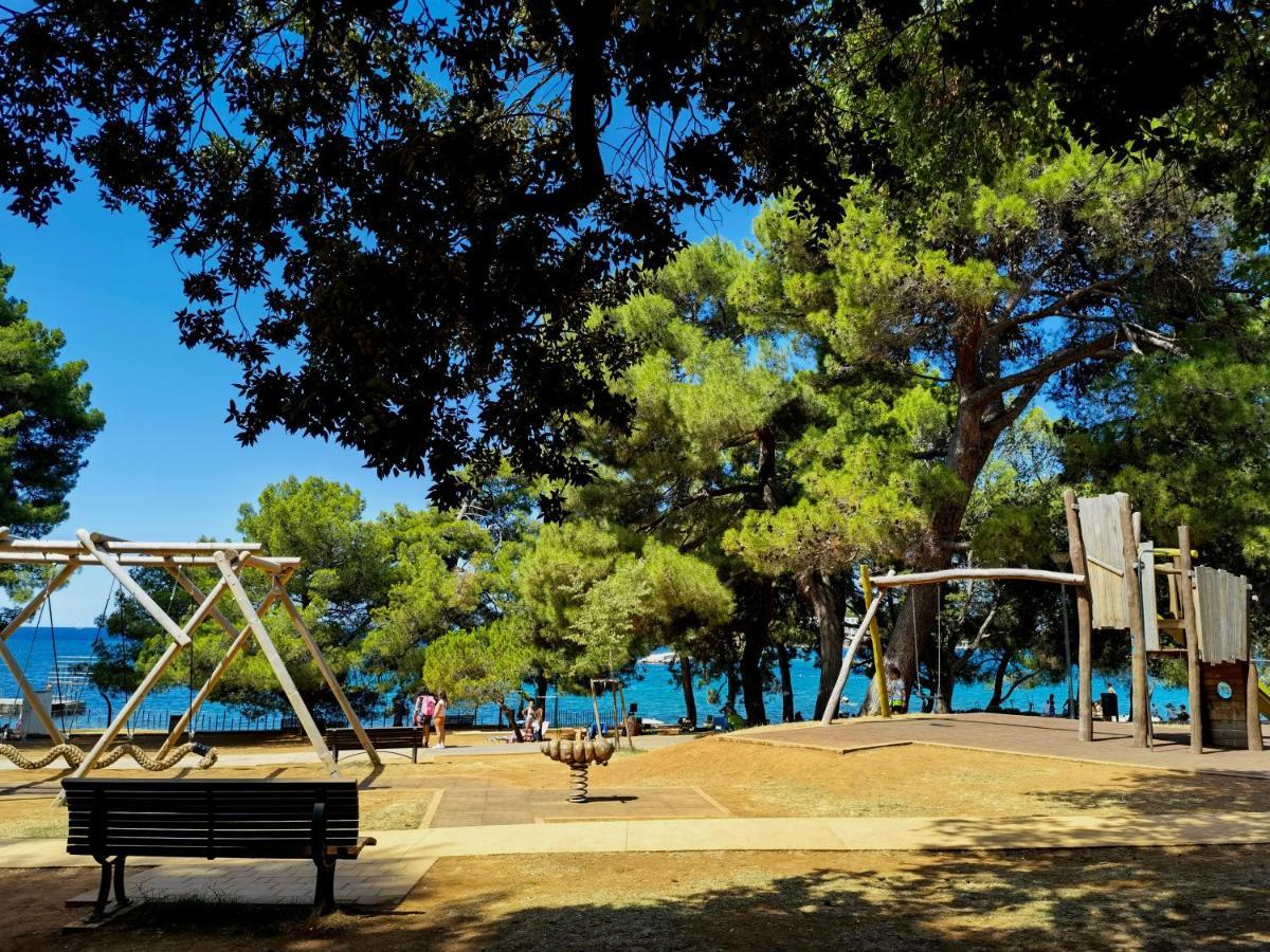Stay In The Very Heart Of Porec - 50M To The Beach Exterior photo
